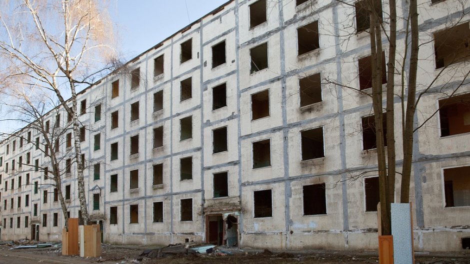 Госдума рассмотрит закон о сносе пятиэтажек по всей России